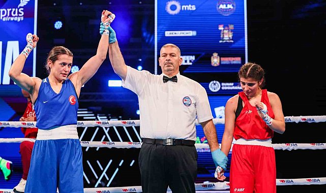 Balıkesir Büyükşehirli Milli Boksör Esra Yıldız Kahraman yarı finalde