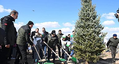 Balıkesir'de ormancılık günü fidan dikim töreni ile kutlandı