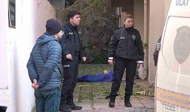 Balkondan düşen yaşlı adam hayatını kaybetti