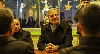 Başkan Alemdar, iftarını gençlerle birlikte açtı: "Her zaman yanınızdayız"
