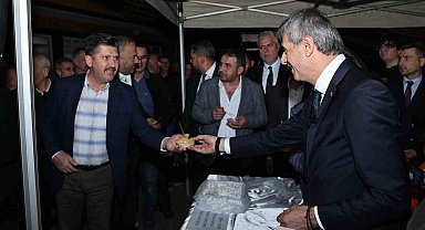 Başkan Alemdar, namaz çıkışı vatandaşa helva ikram etti