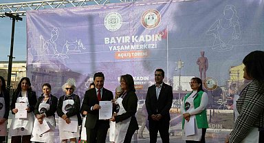 Başkan Aras'tan afişteki görüntüye tepki: "Kadını eve hapsedemezsiniz"