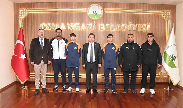 Başkan Aydın, milli sporcuları Dünya Şampiyonası'na uğurladı