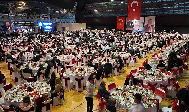 Başkan Böcek şehit yakınları ve gazi aileleri ile iftarda buluştu