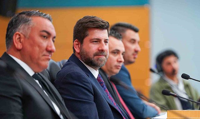 Başkan Boltaç: "Tarsus'un sokakları son model temizlik araçları ile temizlenecek"