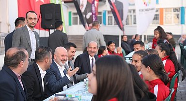 Başkan Çolakbayrakdar: "Sofralarımızdan bereket, gönüllerimizden muhabbet eksik olmasın"