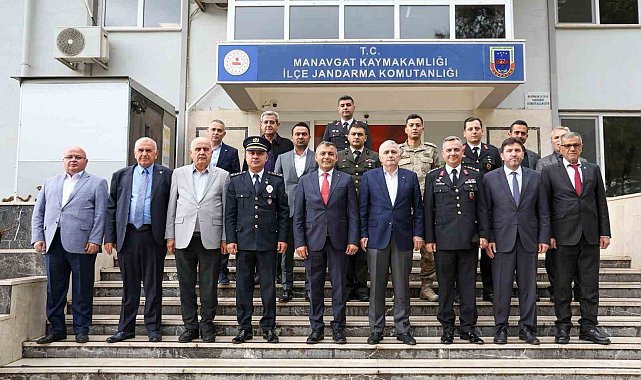 Başkan Kara, güvenlik güçleri ve gazilerle bayramlaştı