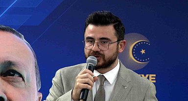 Başkan Okandan: "Liyakatli insanların görevde olması, siyaseti göstermelik değil samimiyetle ortaya koymaktır"
