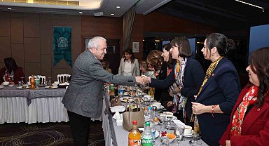 Başkan Şadi Özdemir kadınlarla iftarda buluştu