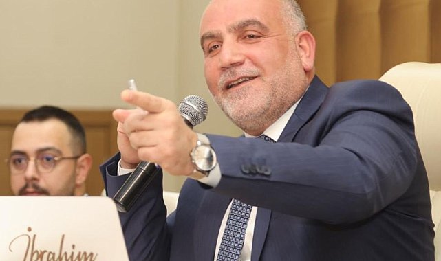 Başkan Sandıkçı: "Borçsuz belediye olarak yolumuza devam ediyoruz"