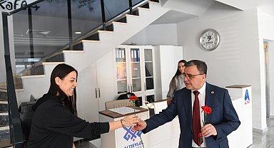 Başkan Şehirli, Kadın personelin 8 Mart Dünya Kadınlar Günü'nü kutladı