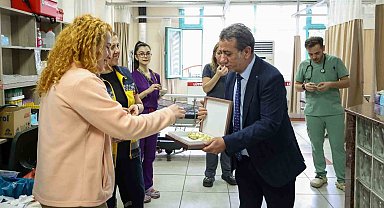 Başkan Yetişkin, görevi başındakileri unutmadı