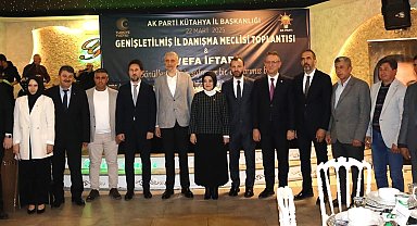 Başkandan sonra meclis üyeleri de AK Parti'de