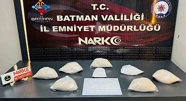 Batman'da 4 kilo metamfetamin ile yakalanan 2'si kadın 3 kişi tutuklandı