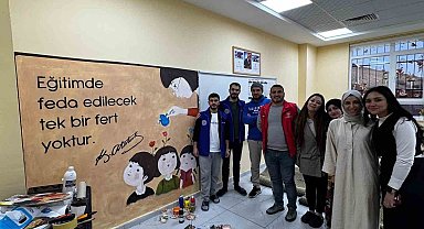 Batman'da özel eğitim okulunda duvar sanatla renklendi