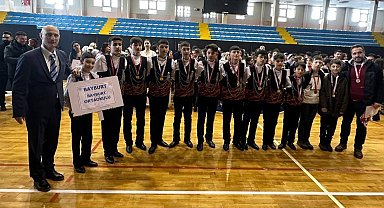 Bayburt halk oyunları ekibi de finale yükseldi