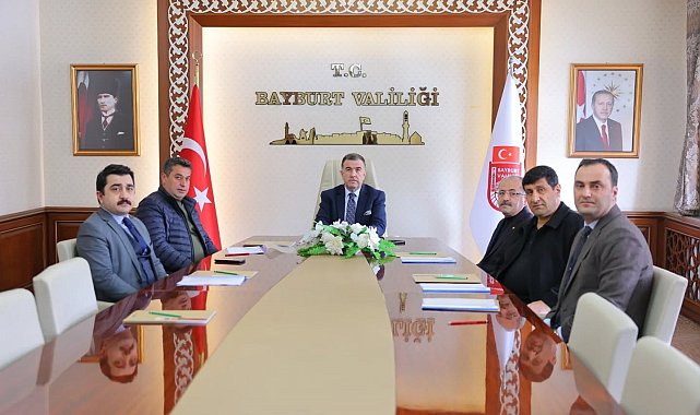 Bayburt taş fabrikasının durumu toplantıda değerlendirildi