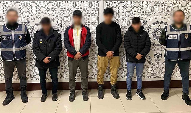 Bayburt'ta 5 düzeniz göçmen ve 3 insan taciri yakalandı