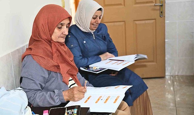 Bayraklı Belediyesinden hayatlara dokunan kurs
