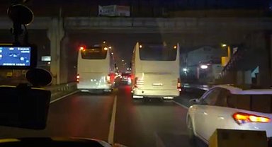 Bayram yoğunluğu, fermuarı engel olamadı