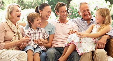 Bayram ziyaretleri kuşaklar arası iletişimi sağlıyor! Tatil olarak görülmesi ziyaretleri azaltıyor