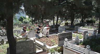 Bayramda mezarlıklara ücretsiz ring seferleri