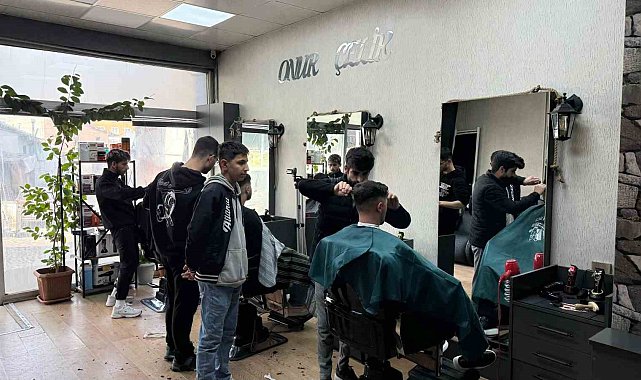 Berberlerin bayram mesaisi yoğunlaştı