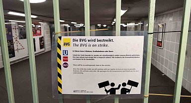 Berlin'de toplu taşıma çalışanları yeniden 2 günlük greve gitti
