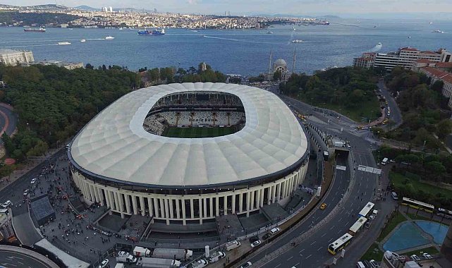 Beşiktaş, Tüpraş Stadyumu'ndaki derbilerde üstün