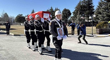 Beyin kanaması sonucu hayatını kaybeden polis memuru için tören düzenlendi