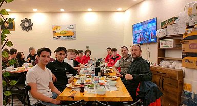 Bilecik Mesleki ve Teknik Anadolu Lisesi Atletizm Takımı 7'nci kez şampiyon