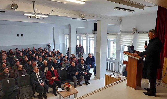 Bilecik'te 'Yağlık Ayçiçeğinde Sözleşmeli Üretim' toplantısı yapıldı