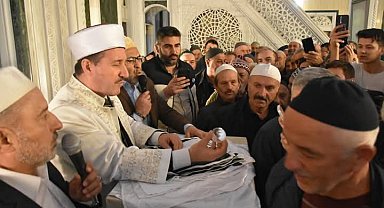 Bilecik'te bütün camilerde Kadir Gecesi dualarla idrak edildi