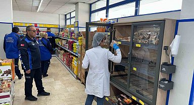 BİM'de küflü ekmek şikayetine zabıta müdahalesi