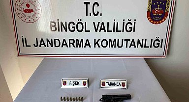 Bingöl'de ruhsatsız silah ve uyuşturucu madde ele geçirildi