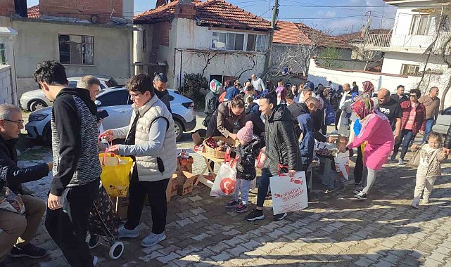 Binlerce çocuk bayram coşkusunu 4 asırlık gelenekleriyle yaşadı