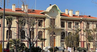 Bir yasak kararı da Manisa Valiliği'nden geldi