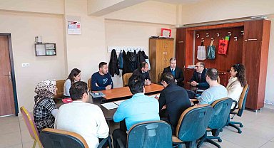 Bitlis İl Milli Eğitim Müdürü Kaya ziyaret ettiği okulda öğrencileri dinledi