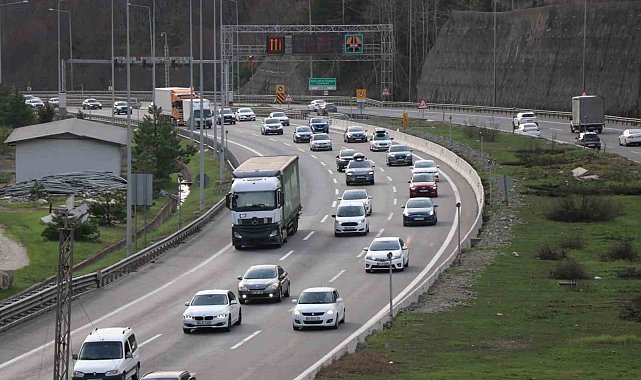 Bolu Dağı Tüneli'nde bayram tatili yoğunluğu