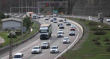 Bolu Dağı Tüneli'nde bayram tatili yoğunluğu