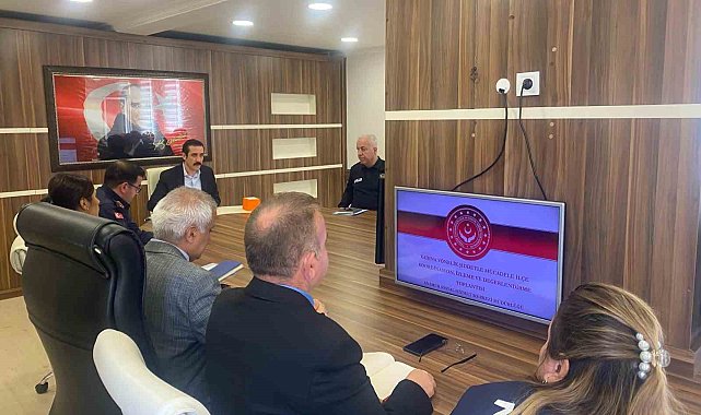 Bozyazı'da 'Kadına Yönelik Şiddet ve Bağımlılıkla Mücadele Toplantısı' gerçekleştirildi