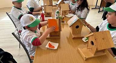 Bozyazı'da öğrenciler kuş yuvası hazırladı