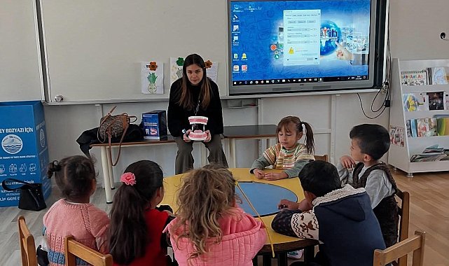 Bozyazı'da öğrencilere ağız ve diş sağlığı ile teknoloji bağımlılığı eğitimi verildi