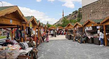 Bu pazar Talas'ta Ramazan'ın ikinci "Maharetli Eller"i