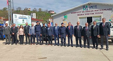 Bu tesiste 14 farklı kategorideki atıklar toplanıyor