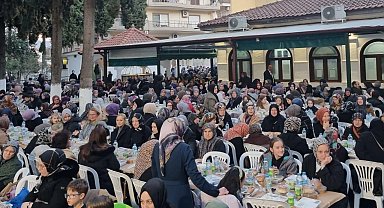 Bursa Osmangazi İskeçe'de kardeşlik iftarına katıldı