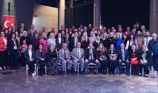 Bursa Osmangazi'de Başkan Aydın muhtarlar ve meclis üyeleriyle buluştu