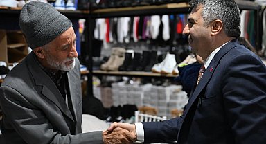 Bursa'da Yıldırım Belediyesi 10 bin ilçe sakinine bayramlık hediye etti