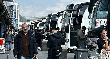 Büyük İstanbul Otogarı'nda bayram yoğunluğu