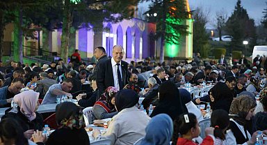 Büyükşehir 12 kırsal ilçede iftar sofraları kurdu